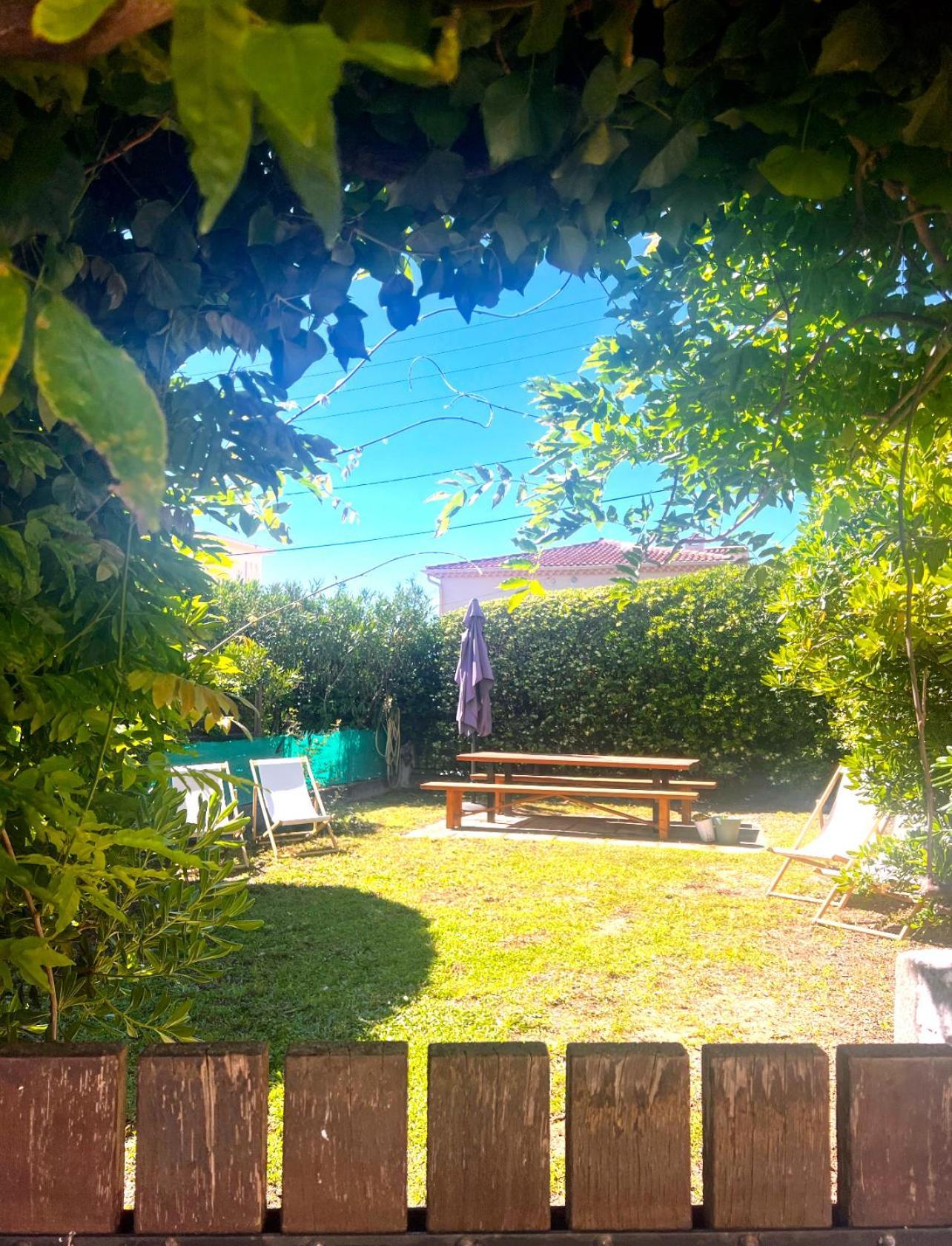 Provence Deux & Jardin Apartment